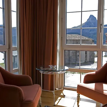 Presa Hotel Riaño