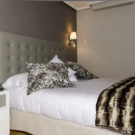 Hotel Presa 2*